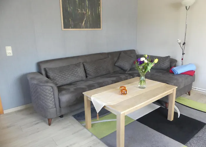 Feriehus Strandweg 6 *